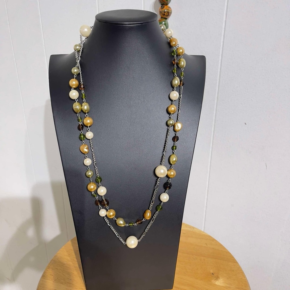One Strand Strand Beaded Necklace